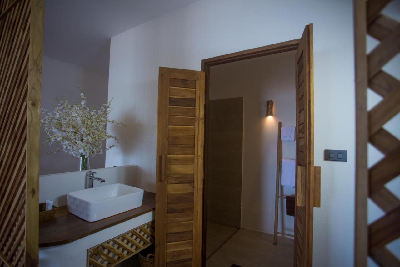 The Nest Private Beach Resort Chumphon Bagian luar foto